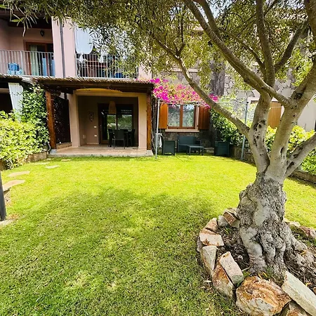House With Private Garden * Chia